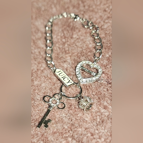 Juicy Couture Limited Edition Dream Catcher Charm Bracelet Key Crown Heart Clasp - Picture 1 of 12